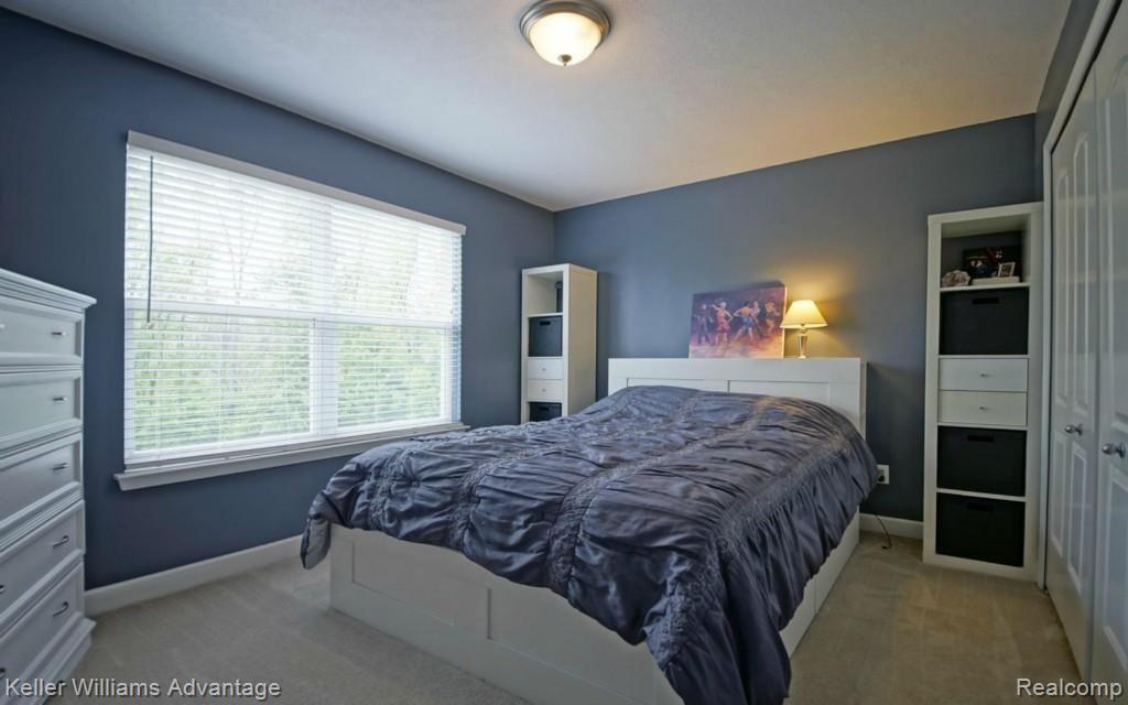 27243 Victoria Road Novi, MI 48374 - Photo 26 of 37