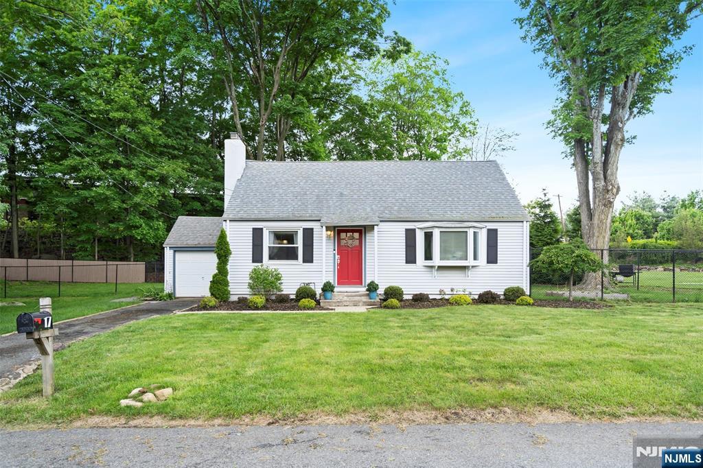 17 Woodstone Road Rockaway, NJ 07866 - Photo 1 of 20