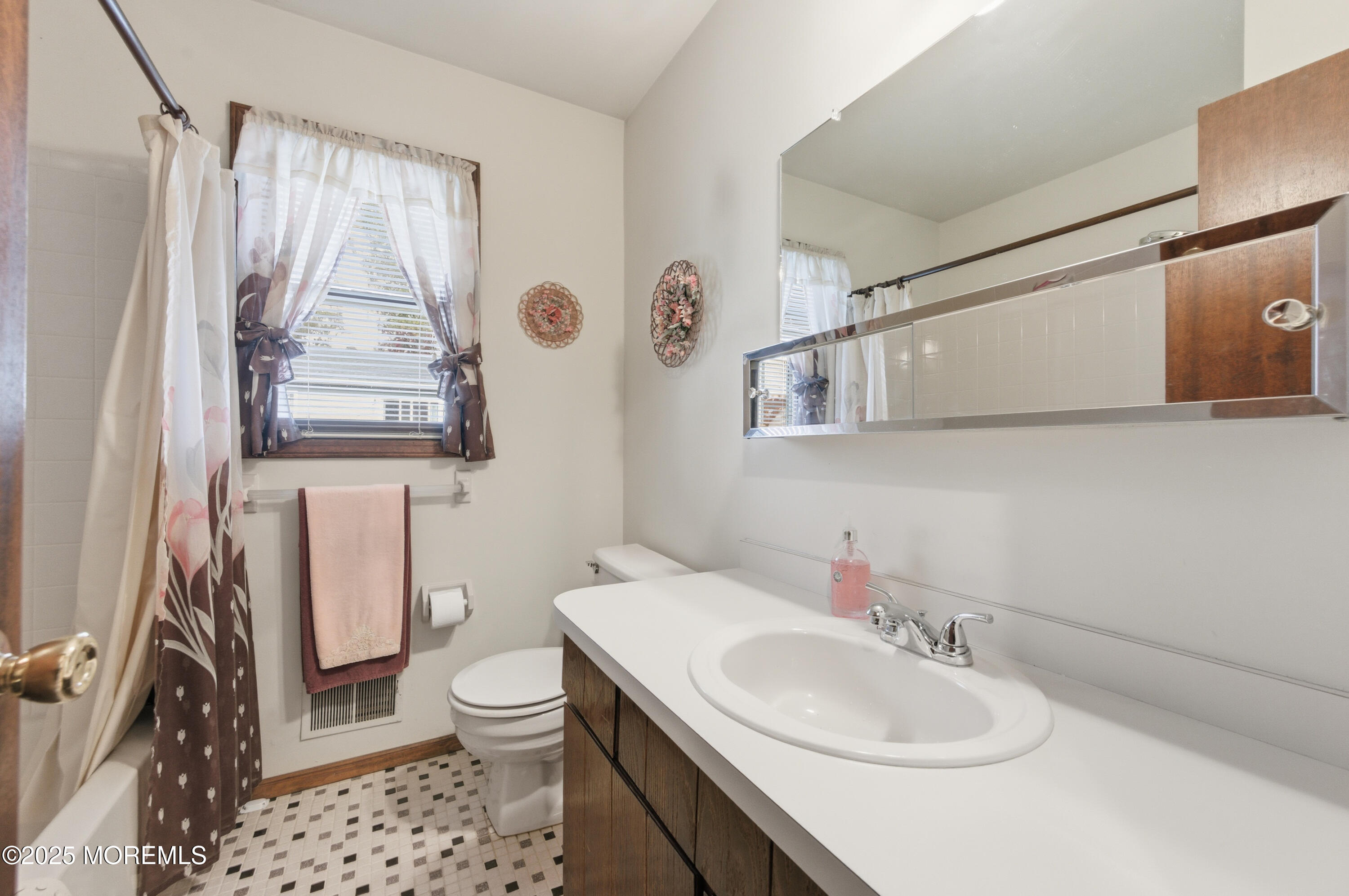 2541 Steiner Road Manchester Township, NJ 08759 - Photo 22 of 39 Main Bath