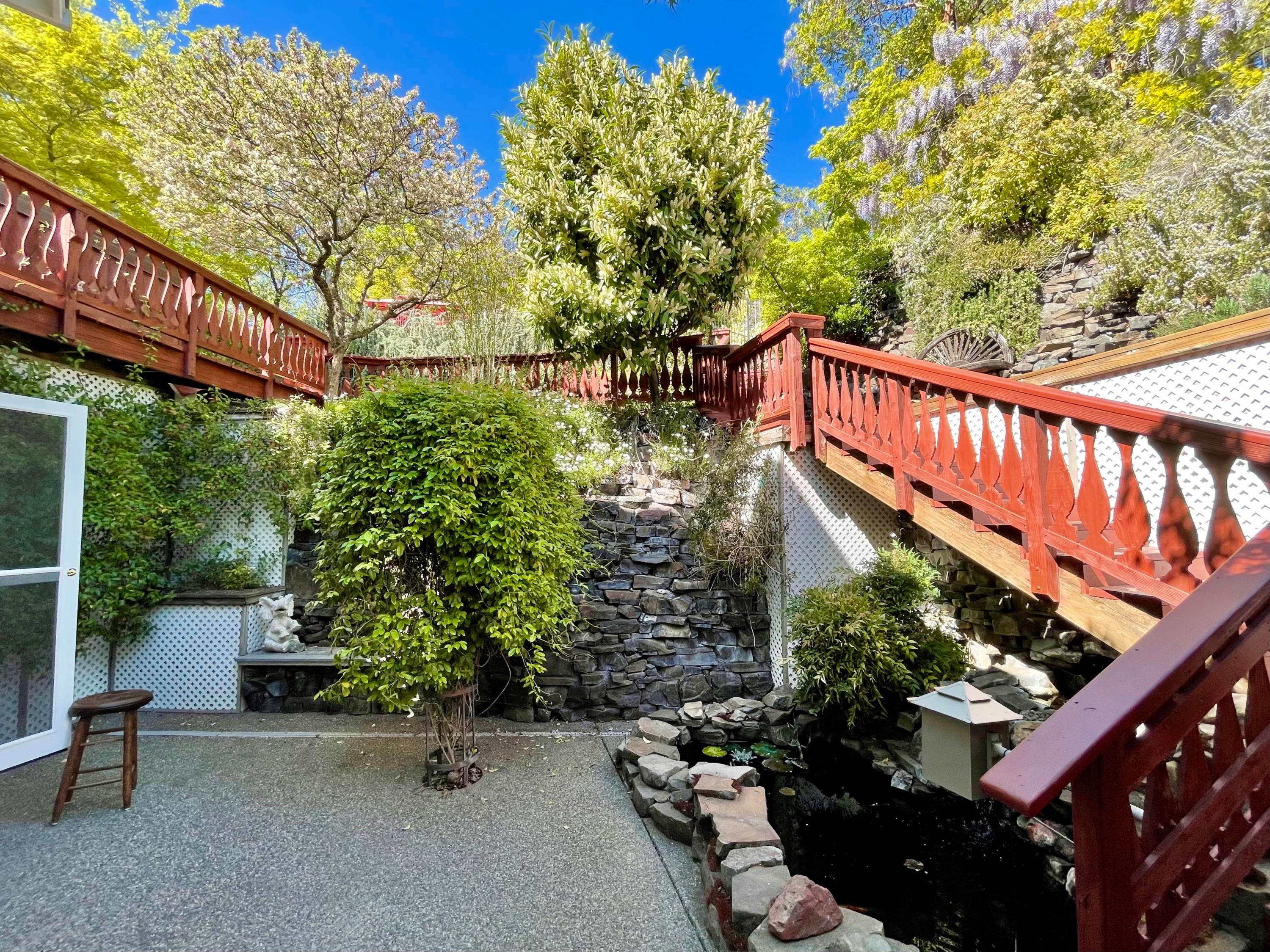 3110 Anderson Creek Road Talent, OR 97540 - Photo 36 of 58 Pond & patio