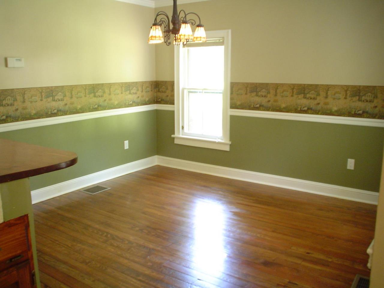9 Pocono Road Mount Pocono, PA 18344 - Photo 4 of 10 Dining Room