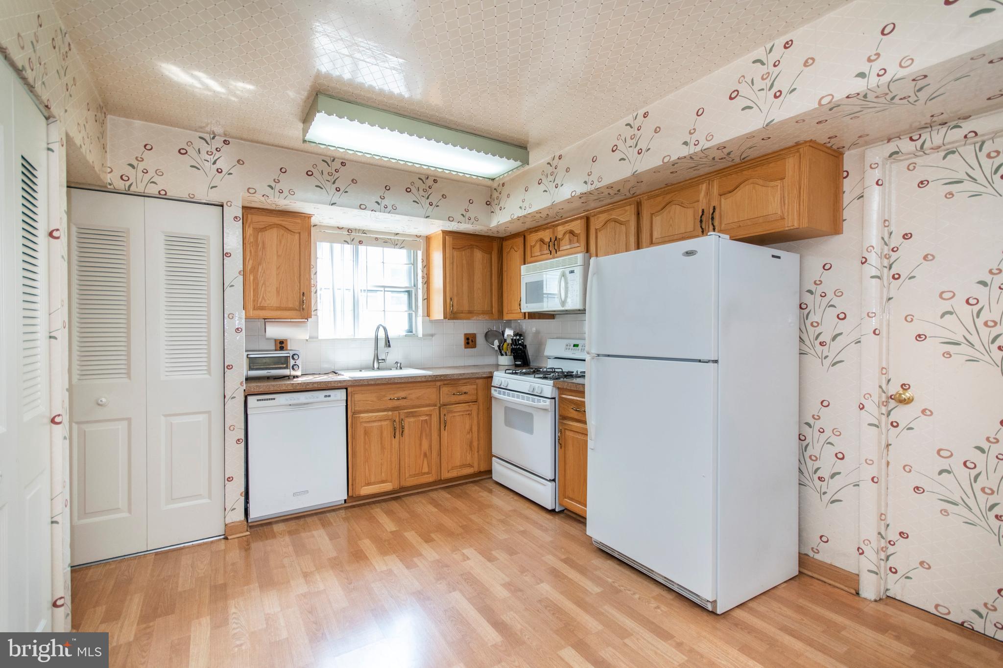 410 Paper Mill Road Oreland, PA 19075 - Photo 7 of 21 Gallery Image 7
