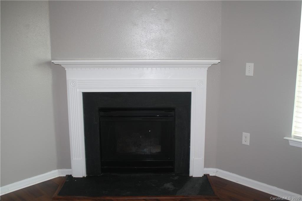 1416 River Run Road Lowell, NC 28098 - Photo 5 of 33 Gallery Image 5