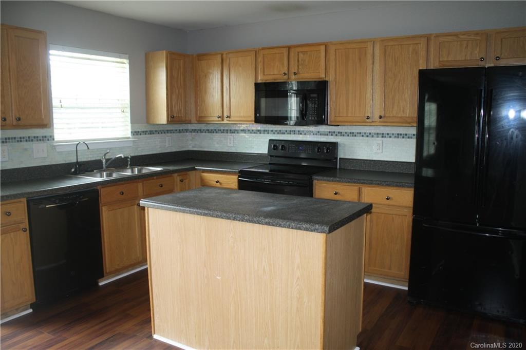 1416 River Run Road Lowell, NC 28098 - Photo 8 of 33 Gallery Image 8