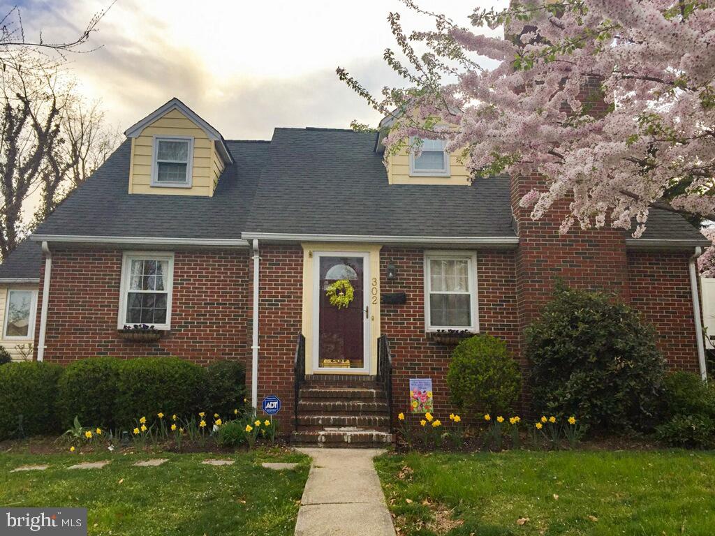 302 Homewood Road Linthicum, MD 21090 - Photo 53 of 56 Spring time at 302 Homewood Road.