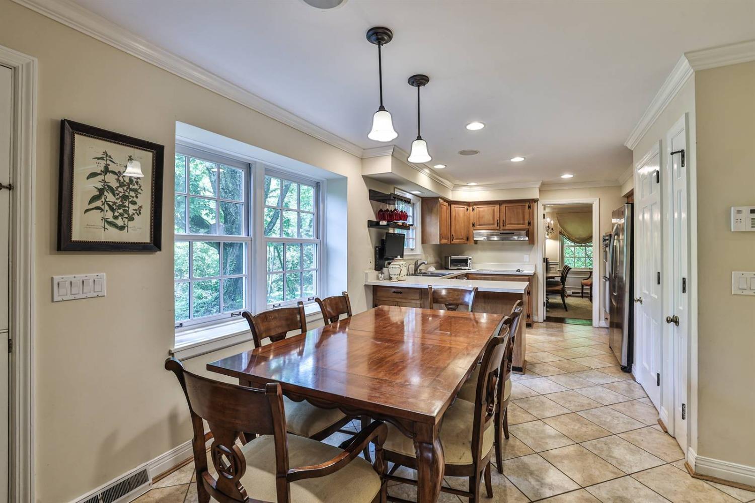 8335 Old Stable Road Cincinnati, OH 45243 - Photo 14 of 33