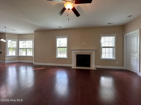 $2,200 | 209 Pineflat Way, Hubert, NC 28539