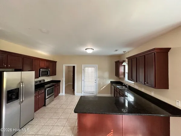 $2,200 | 209 Pineflat Way, Hubert, NC 28539