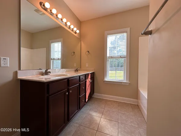 $2,200 | 209 Pineflat Way, Hubert, NC 28539