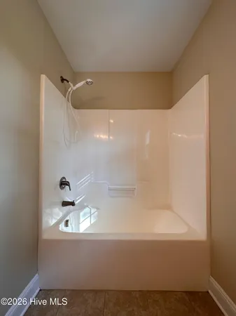 $2,200 | 209 Pineflat Way, Hubert, NC 28539