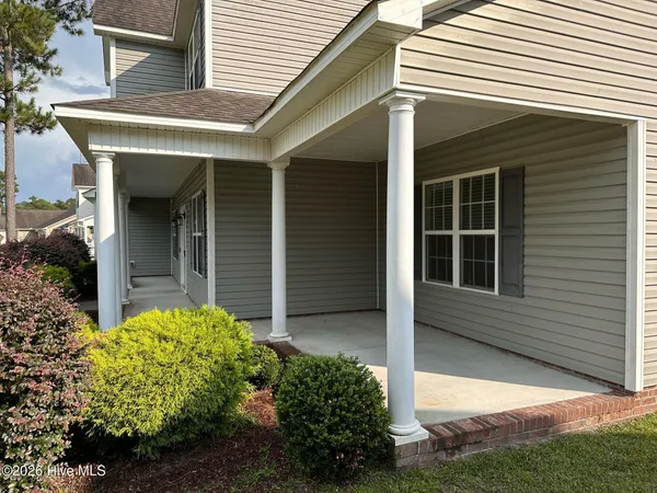$2,200 | 209 Pineflat Way, Hubert, NC 28539
