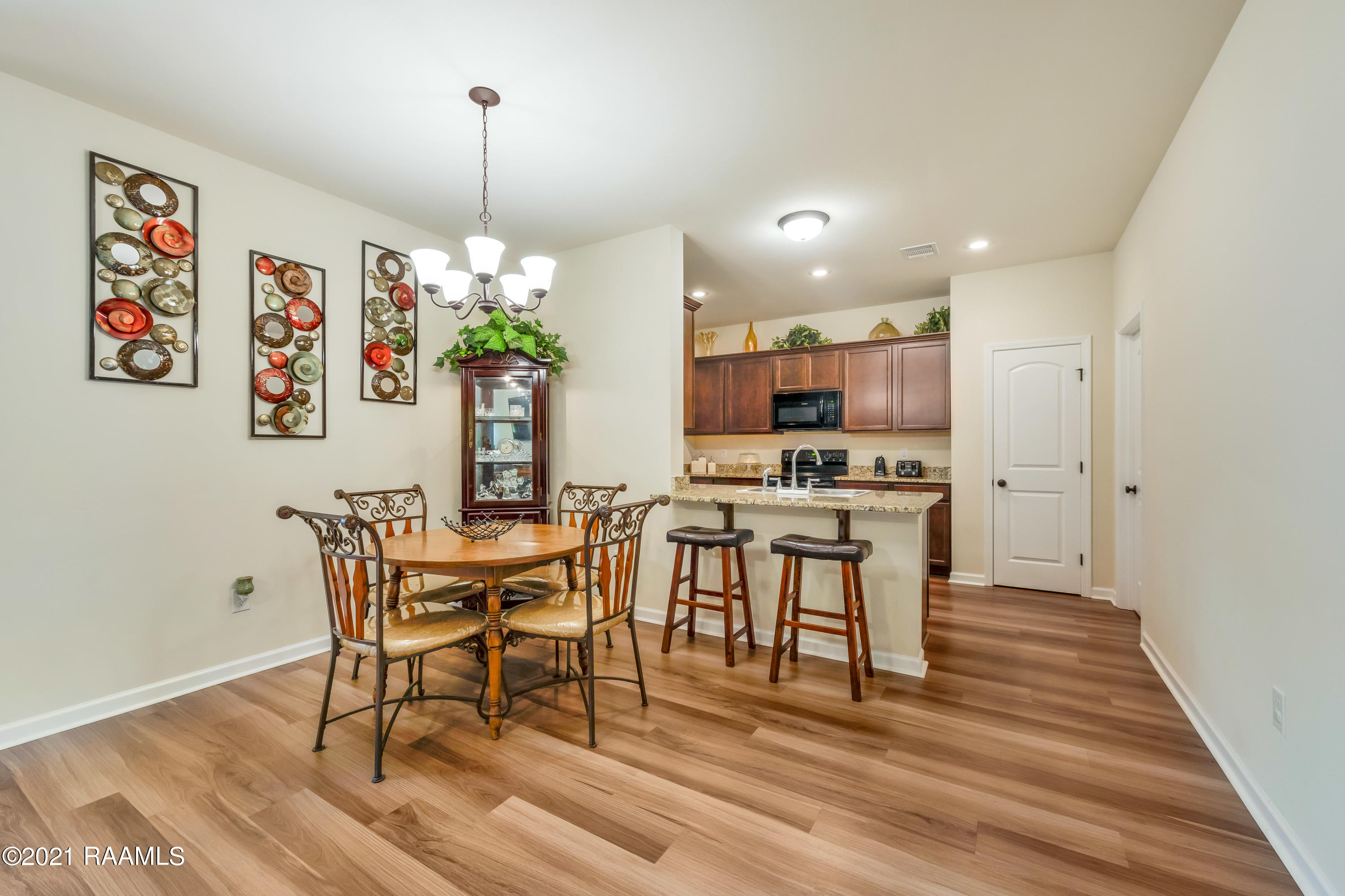 304 Springsteen Lane Lafayette, LA 70507 - Photo 6 of 25 Gallery Image 6