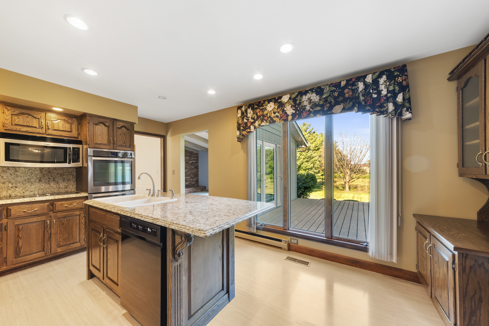 210 San Carlos Road Minooka, IL 60447 - Photo 9 of 25
