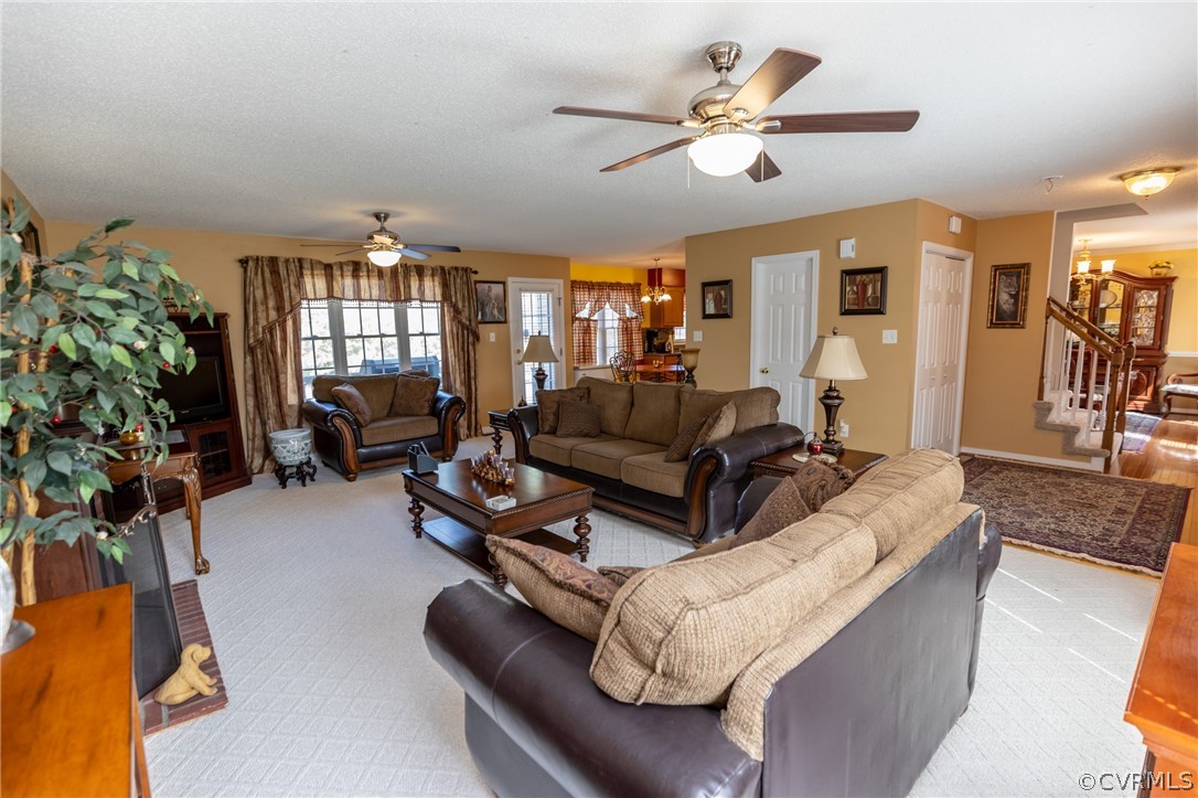 9012 Wycliff Road North Chesterfield, VA 23236 - Photo 3 of 27 Great Room