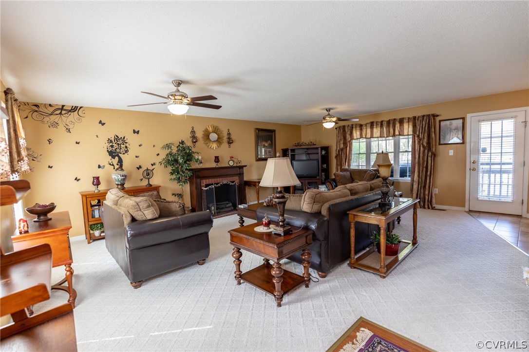 9012 Wycliff Road North Chesterfield, VA 23236 - Photo 4 of 27 Great Room