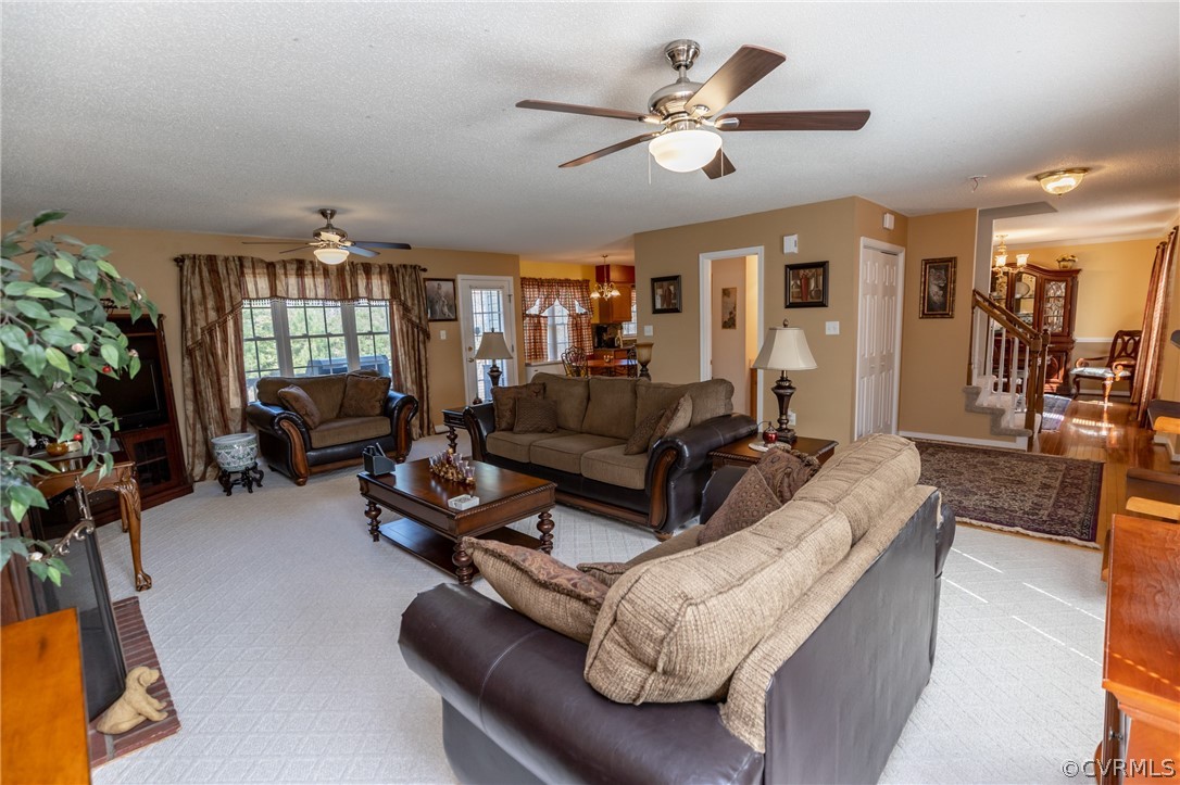 9012 Wycliff Road North Chesterfield, VA 23236 - Photo 5 of 27 Great Room