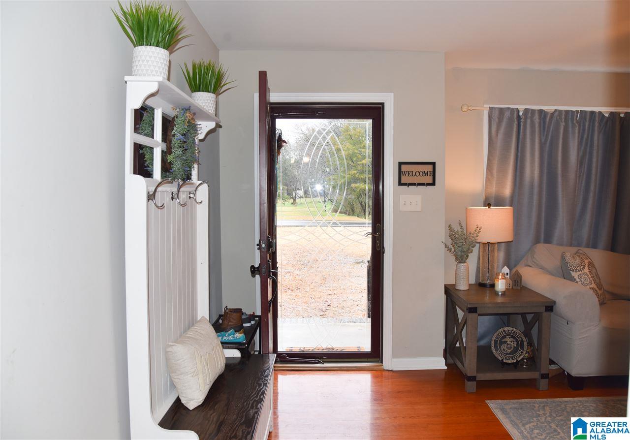 308 Pineywood Road Gardendale, AL 35071 - Photo 4 of 29