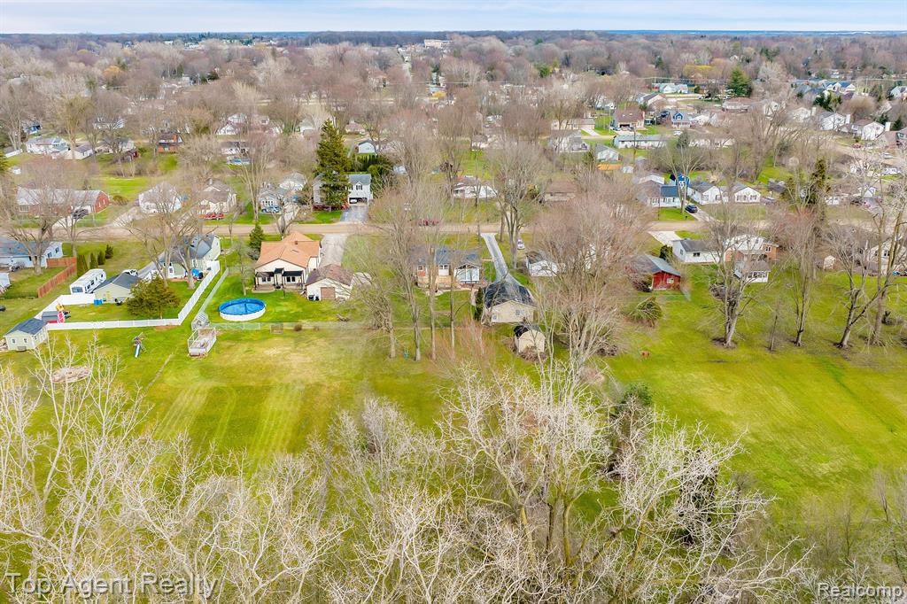 3302 Grant Road Rochester Hills, MI 48309 - Photo 35 of 40