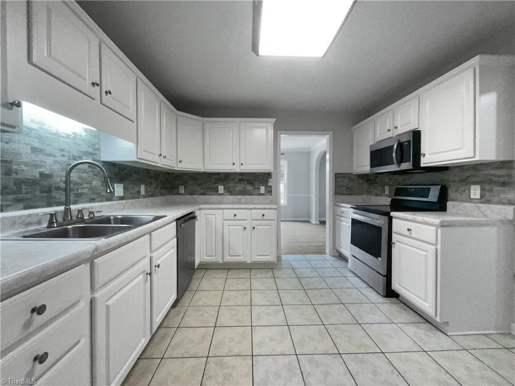 500 Aldridge Road Archdale, NC 27263 - Photo 6 of 17 Gallery Image 6