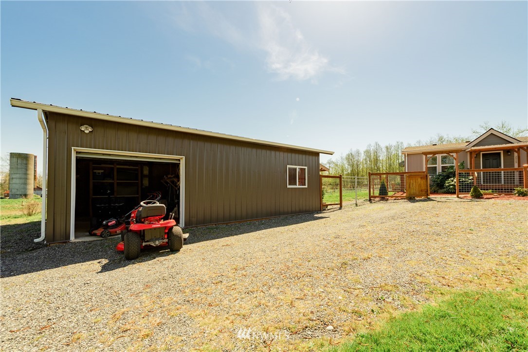 2555 Brown Road Ferndale, WA 98248 - Photo 2 of 26
