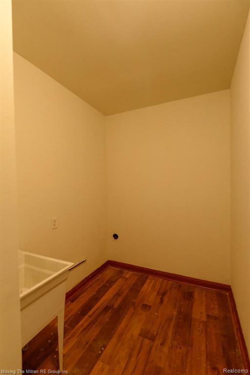 28205 Elwell Road Belleville, MI 48111 - Photo 17 of 45