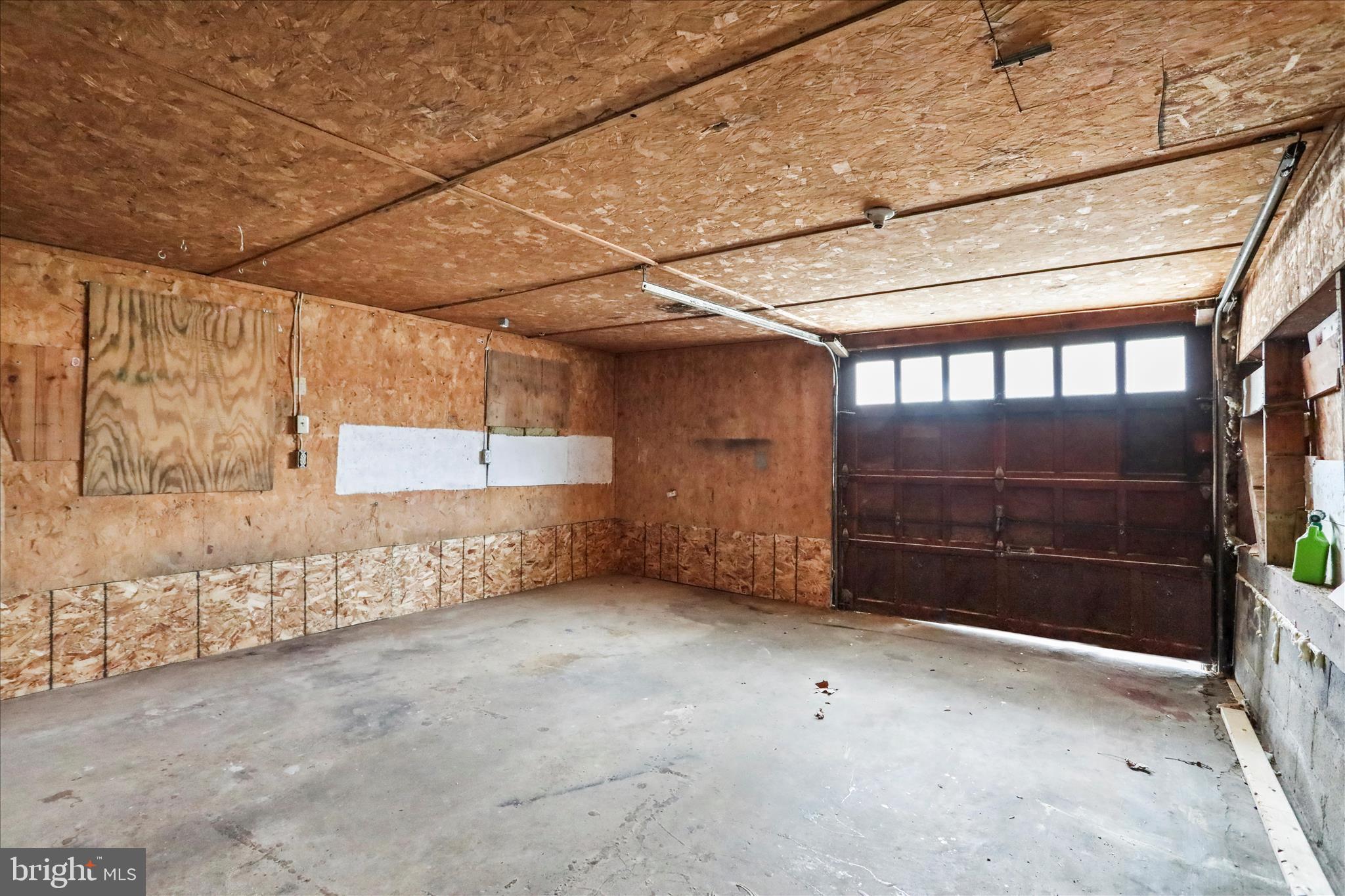 6906 Mariah Furnace Road Boonsboro, MD 21713 - Photo 29 of 38 a view of room with window