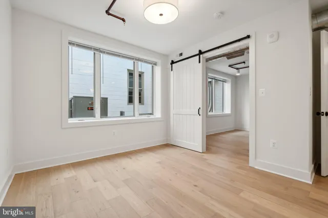 $2,625 | 901 King Street, Unit 205, Alexandria, VA 22314