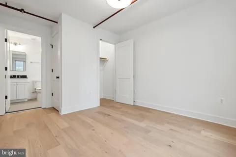 $2,625 | 901 King Street, Unit 205, Alexandria, VA 22314