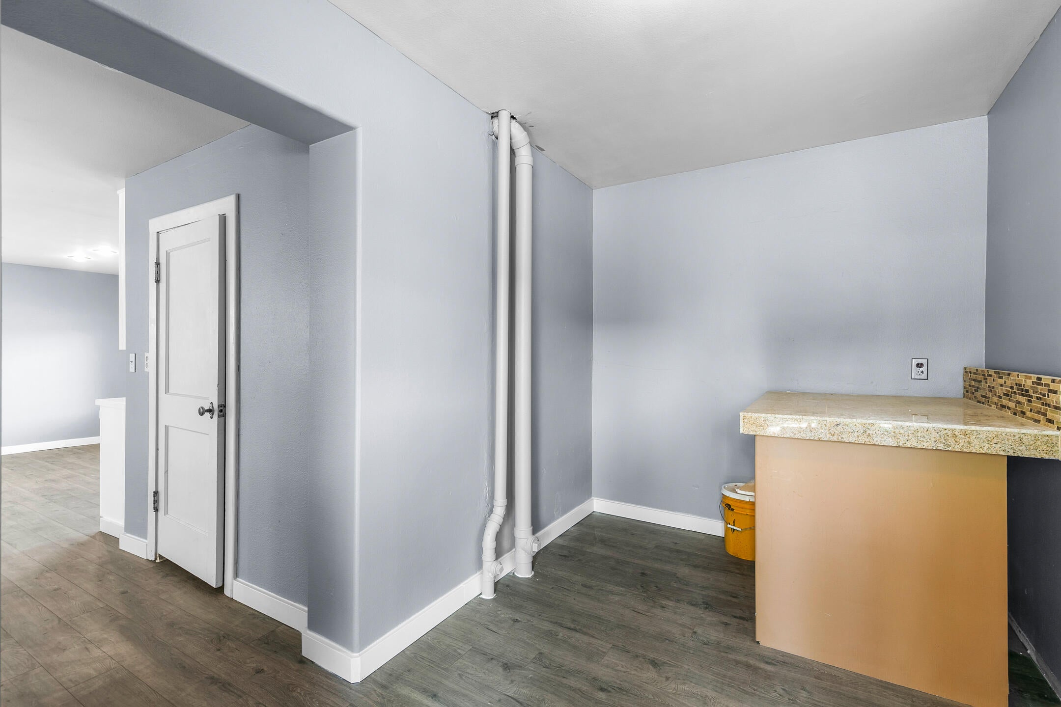 131 Northwest Saddle Ridge Loop Prineville, OR 97754 - Photo 19 of 29 Laundry Room