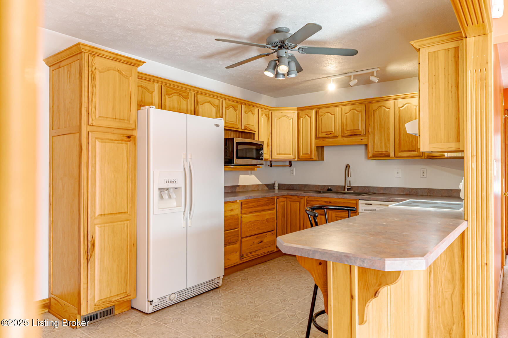 734 Greenbriar Road Mount Washington, KY 40047 - Photo 18 of 91 DSC00823