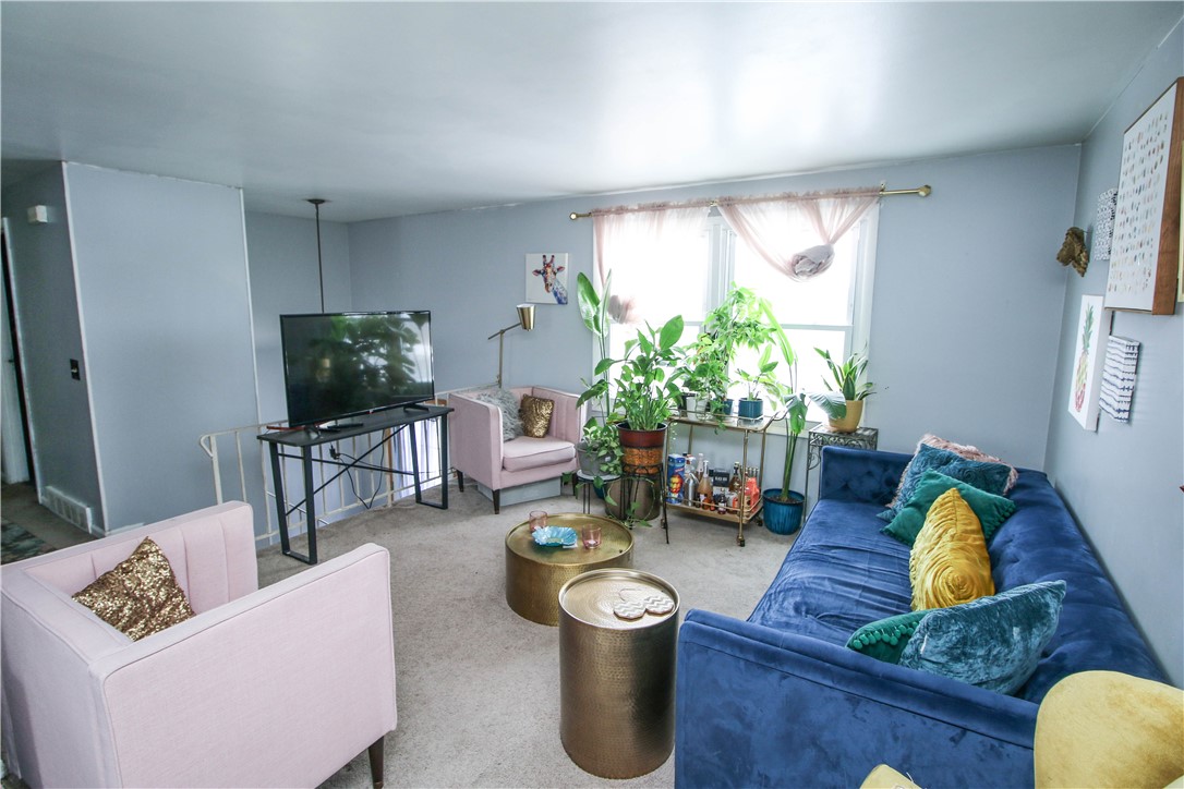 1221 Hinchey Road Gates, NY 14624 - Photo 4 of 16