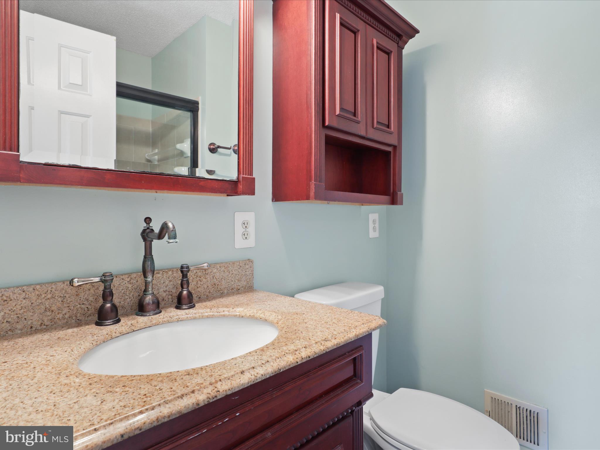 7200 Stover Drive Alexandria, VA 22306 - Photo 19 of 48