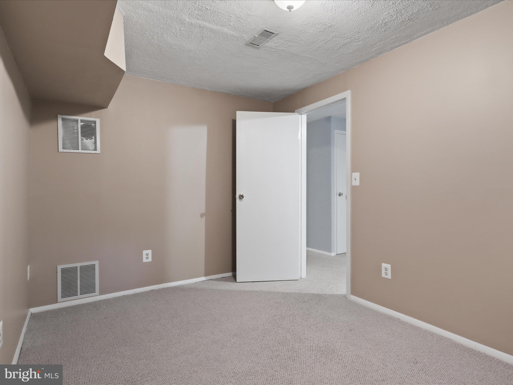 7200 Stover Drive Alexandria, VA 22306 - Photo 31 of 48