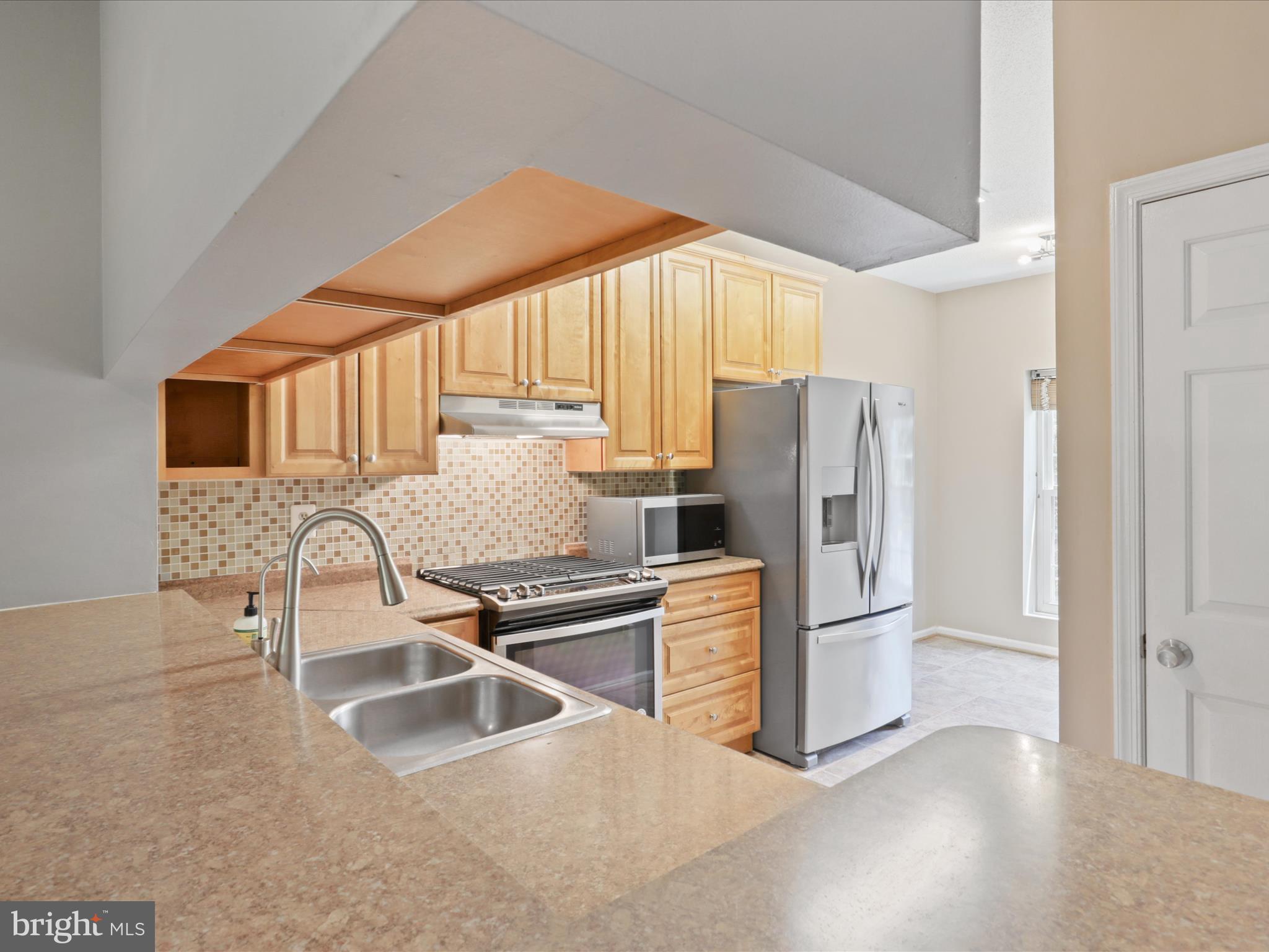 7200 Stover Drive Alexandria, VA 22306 - Photo 6 of 48