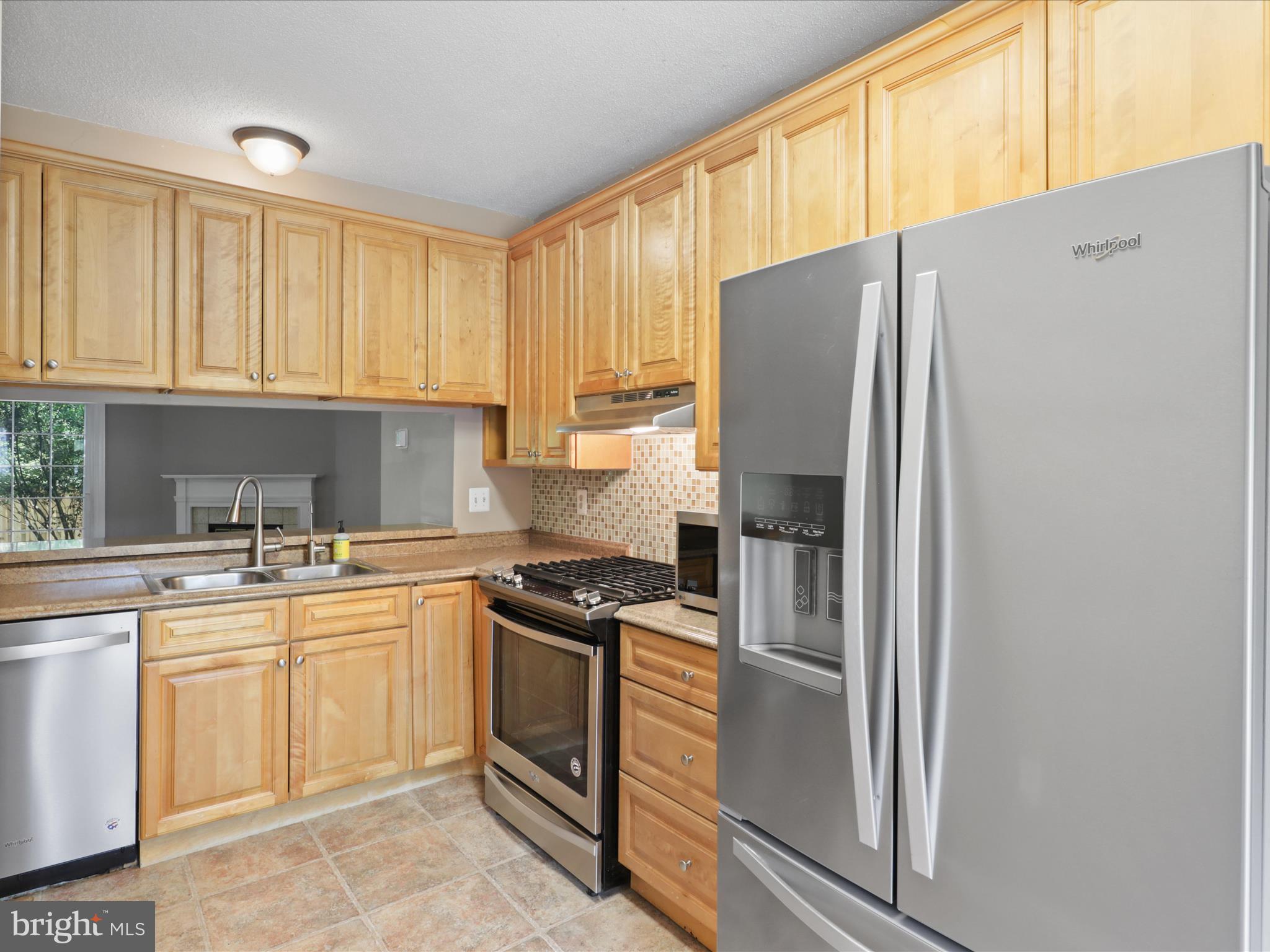 7200 Stover Drive Alexandria, VA 22306 - Photo 9 of 48