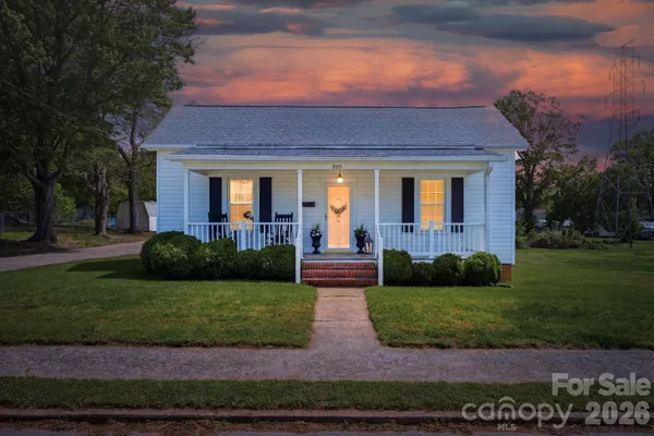 $295,000 | 205 South Rose Avenue, Kannapolis, NC 28083