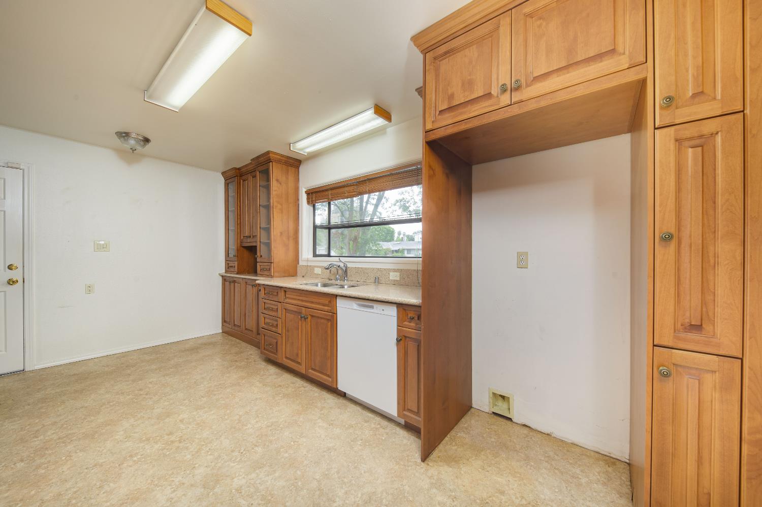 7113 Dolan Way Citrus Heights, CA 95621 - Photo 14 of 55