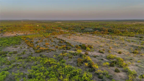 $1,076,700 | 404 Valera Tx 76884, Talpa, TX 76882