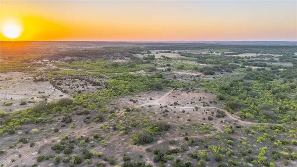 $1,076,700 | 404 Valera Tx 76884, Talpa, TX 76882