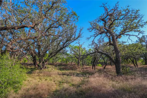 $1,076,700 | 404 Valera Tx 76884, Talpa, TX 76882