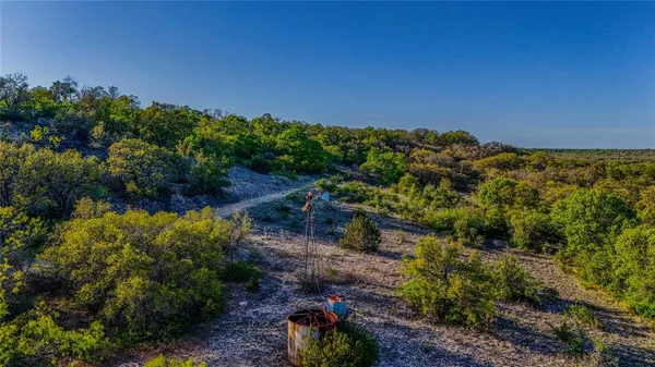 $1,076,700 | 404 Valera Tx 76884, Talpa, TX 76882