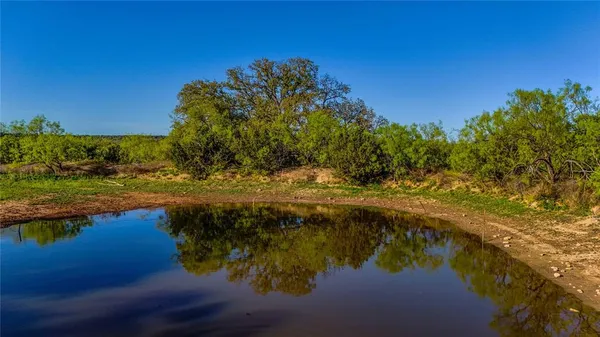 $1,076,700 | 404 Valera Tx 76884, Talpa, TX 76882