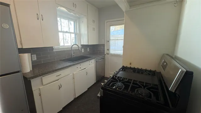 $1,500 | 3510 Robinson Avenue, Austin, TX 78722