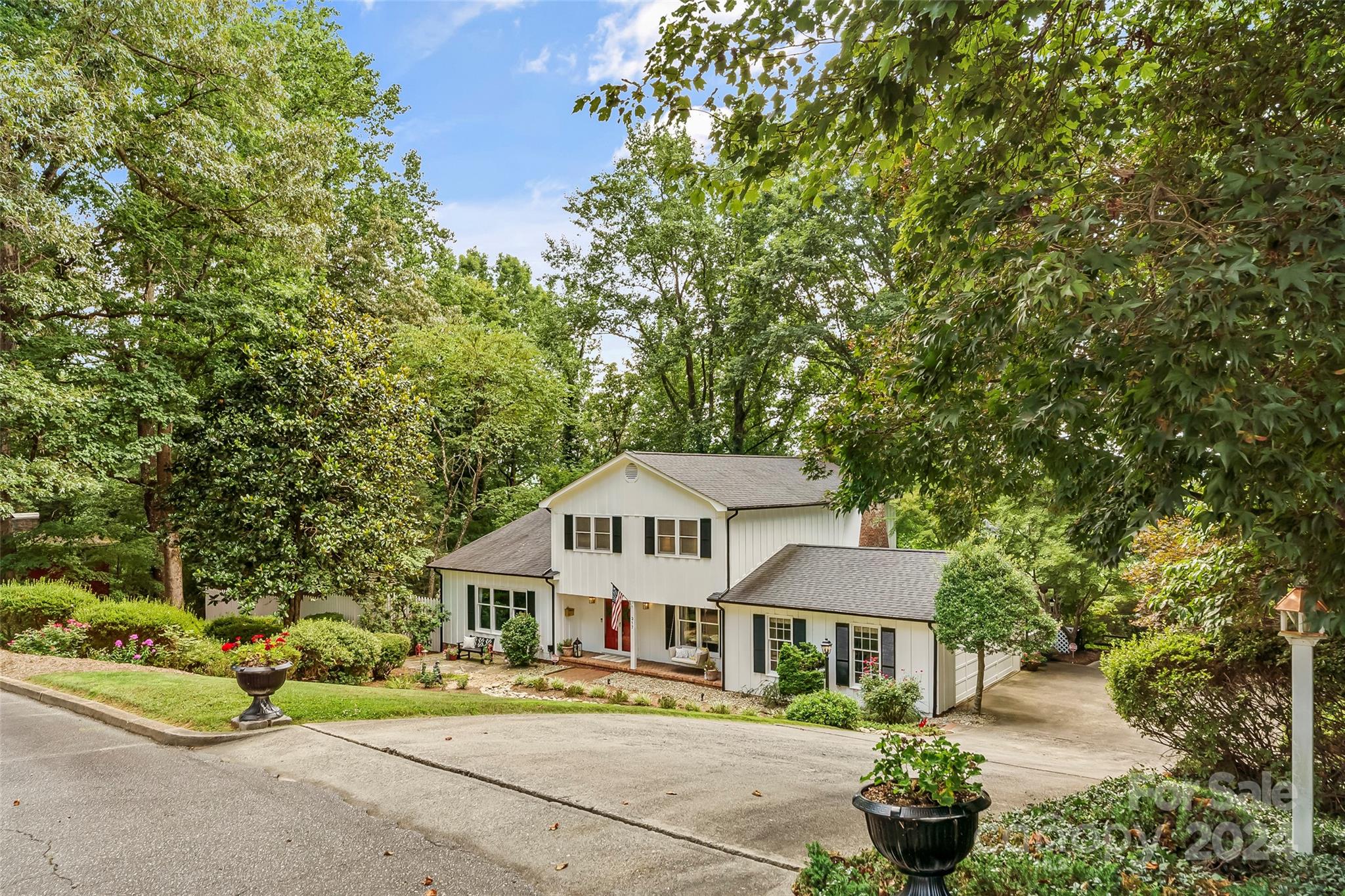 317 Walton Road Morganton, NC 28655 - Photo 1 of 48 Gallery Image 1