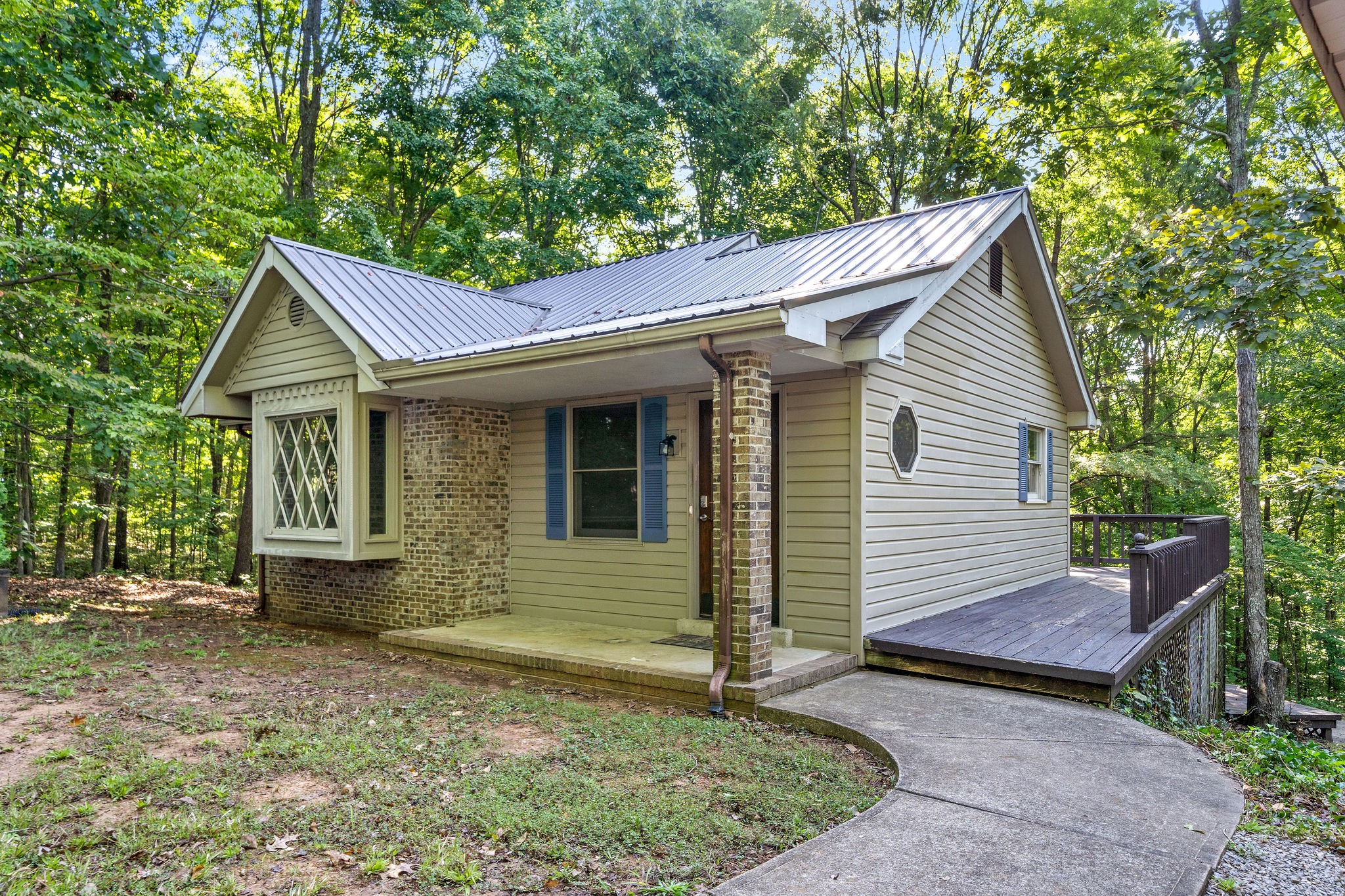 2095 Ferry Road Clarksville, TN 37040 - Photo 1 of 25 Gallery Image 1