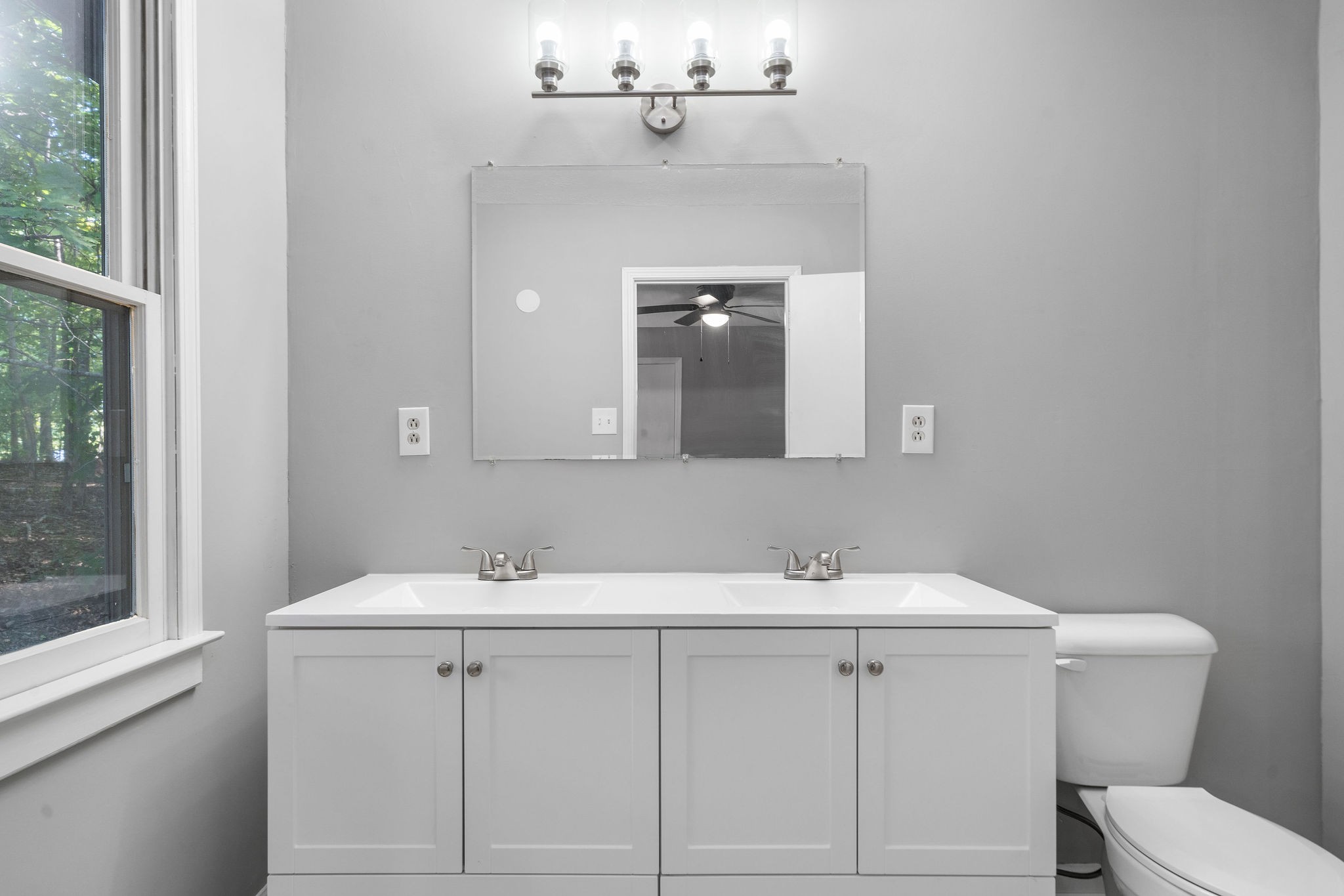 2095 Ferry Road Clarksville, TN 37040 - Photo 15 of 25 Gallery Image 15