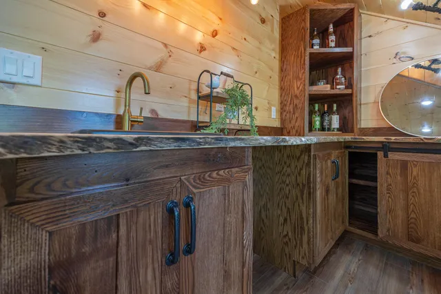 $695,000 | 2018 County 5 Street Northwest, Hackensack, MN 56452