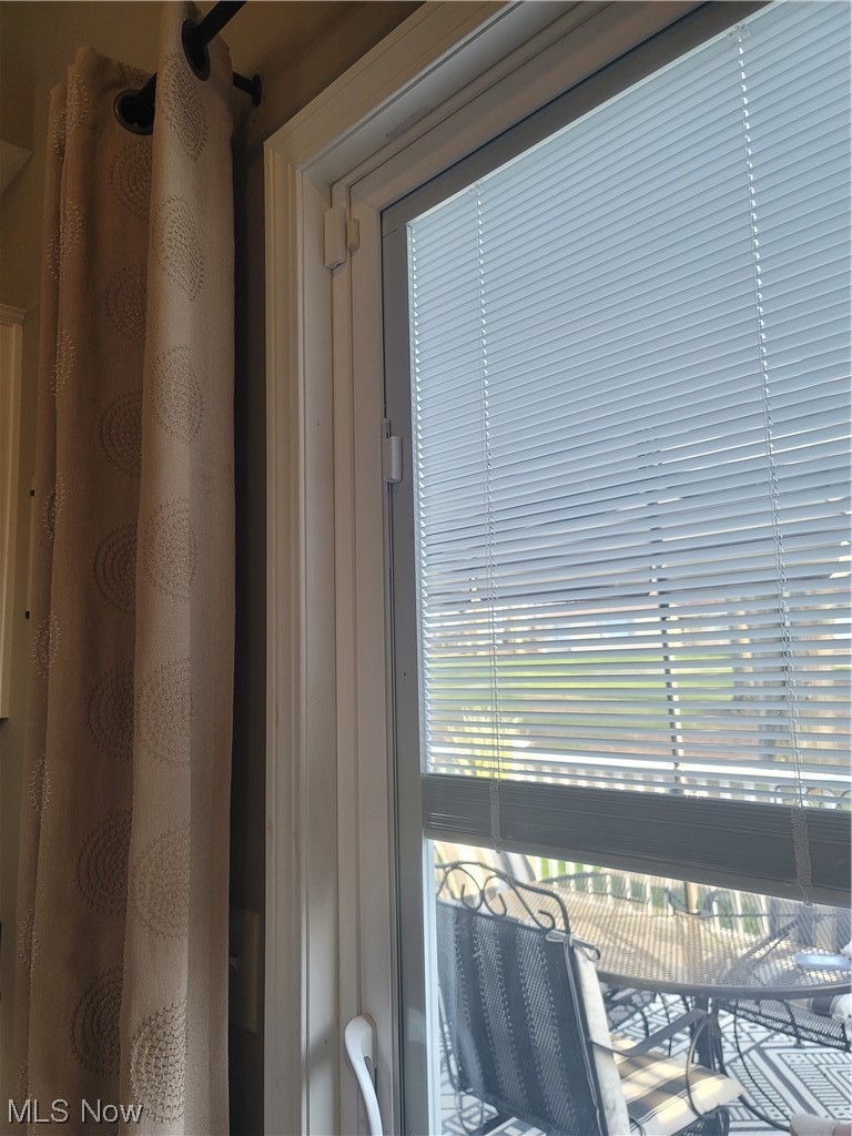 1441 Shaw Road, Unit B Niles, OH 44446 - Photo 33 of 35 built in blinds
