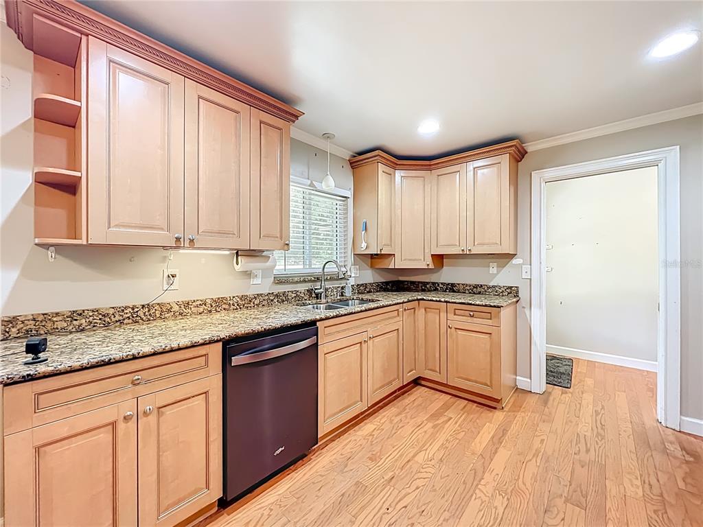 4851 Hester Avenue Sanford, FL 32773 - Photo 8 of 85