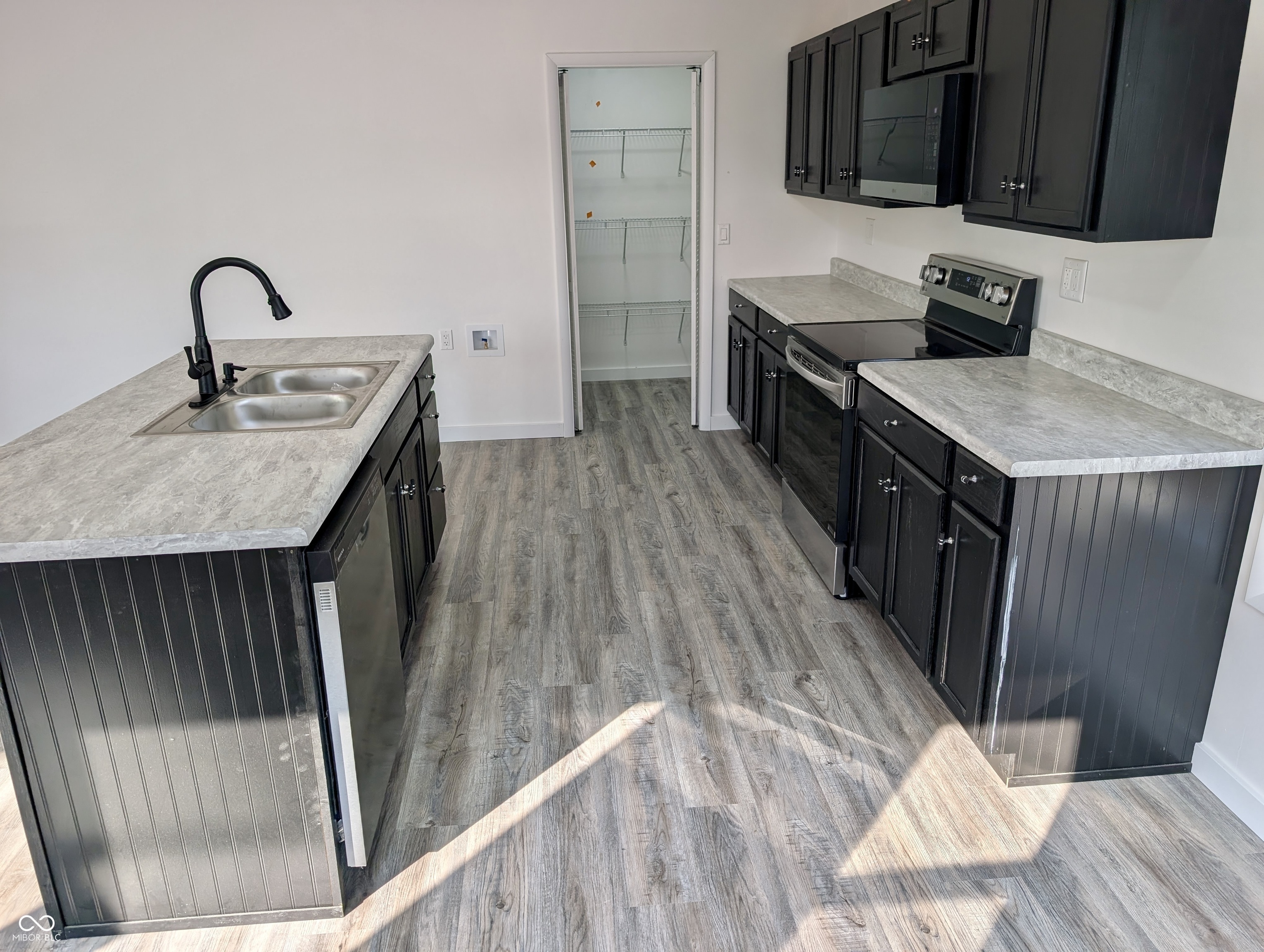 403 Poplar Street Elizabethtown, IN 47232 - Photo 8 of 27